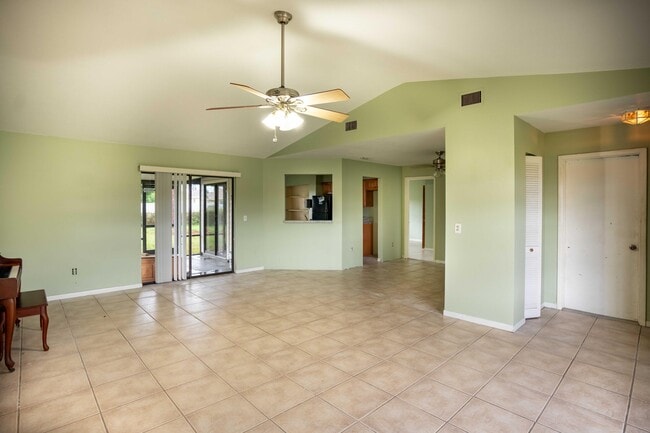 Foto del edificio - 3617 SW Margela St