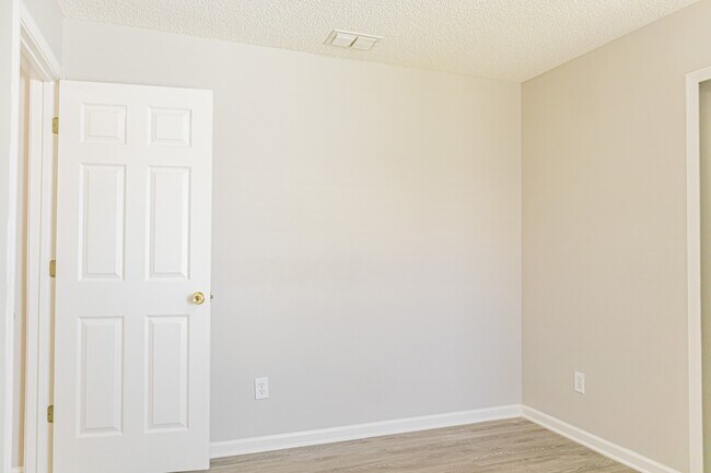 Building Photo - 8716 Springtree Road