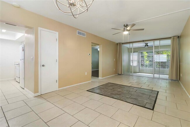 Foto del edificio - 1433 S Belcher Rd