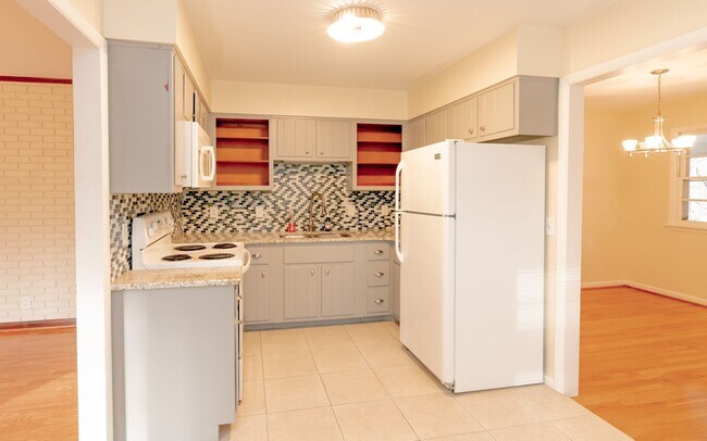 Building Photo - 3 Bedroom Durham Home with Fenced in Yard ...
