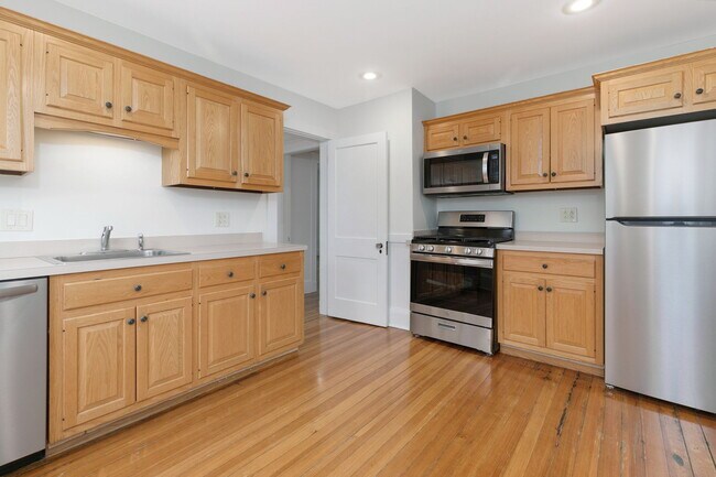 Foto del edificio - 442 Ashmont St