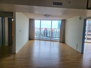 Building Photo - 1288 Kapiolani Blvd