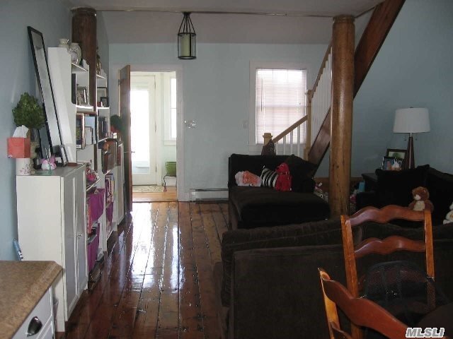 Building Photo - 108 Bayview Ave