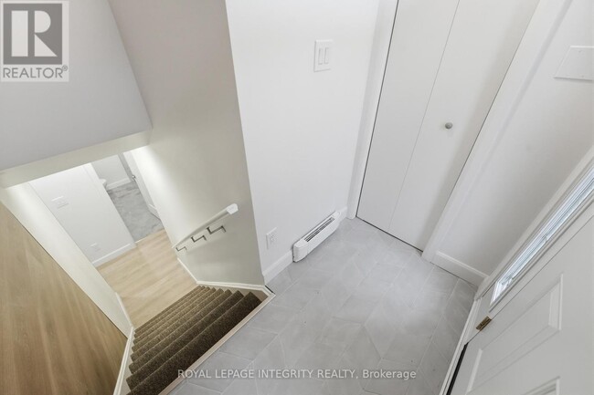 Building Photo - 2291 Badger Crescent