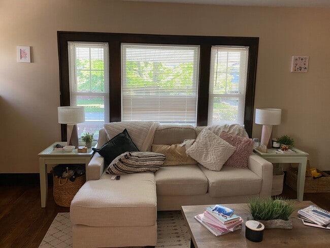 Building Photo - 2482 E 124th St