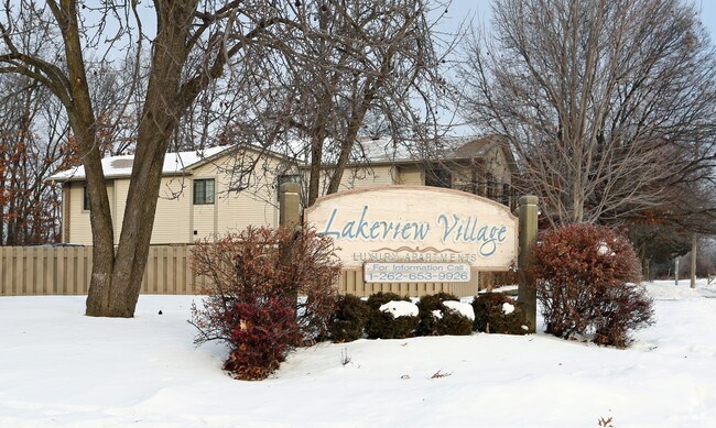 Foto del edificio - Lakeview Village Apartments