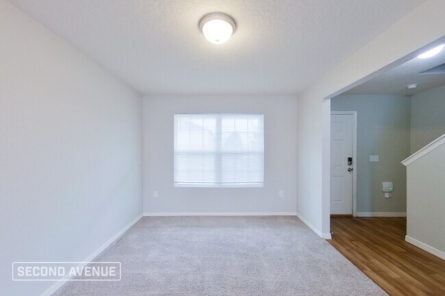 Foto del edificio - 29 Rockwell Ln