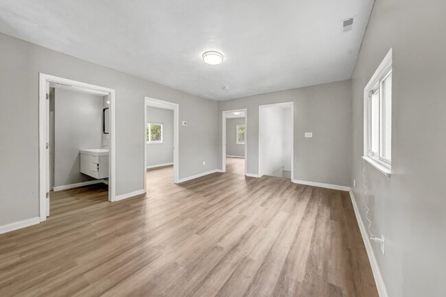 Building Photo - 3449 Wade Ave