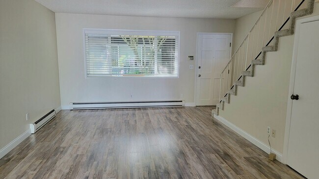 Foto del edificio - Condo in Lloyd District Condominiums. Has ...