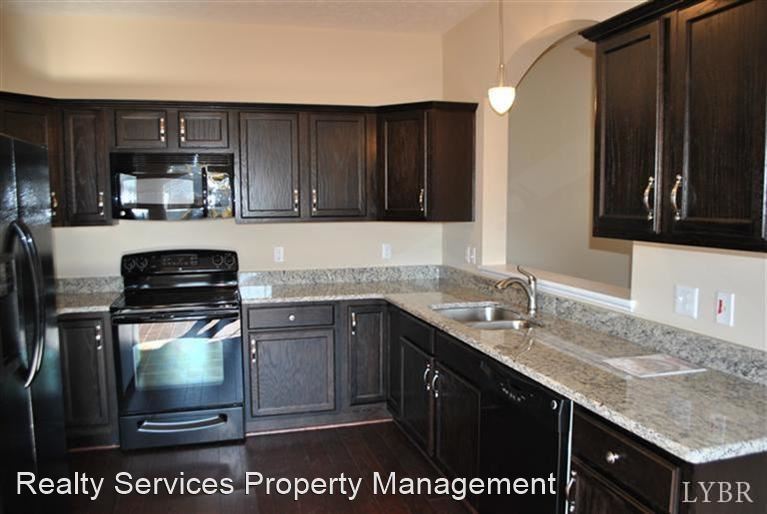 Building Photo - 3 br, 2.5 bath House - 213 Portico Street