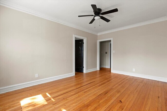 Foto del edificio - 4105 N Spaulding Ave