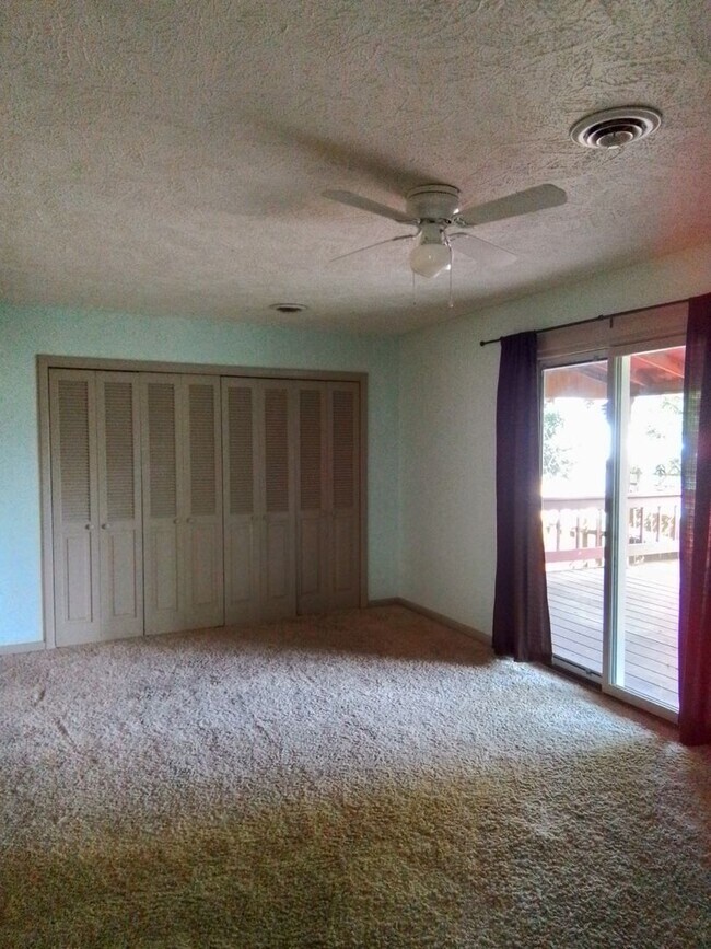 Foto del edificio - Single family home w / elbow room in Bozeman