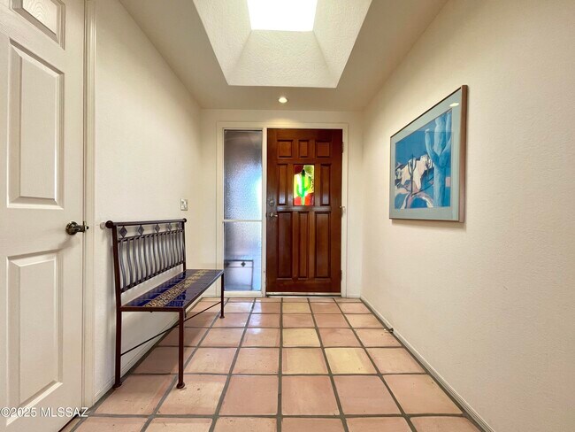 Foto del edificio - 5096 N Vía Velazquez