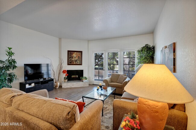 Building Photo - 6142 N 29th St