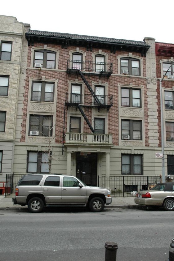 Primary Photo - 1150 President St