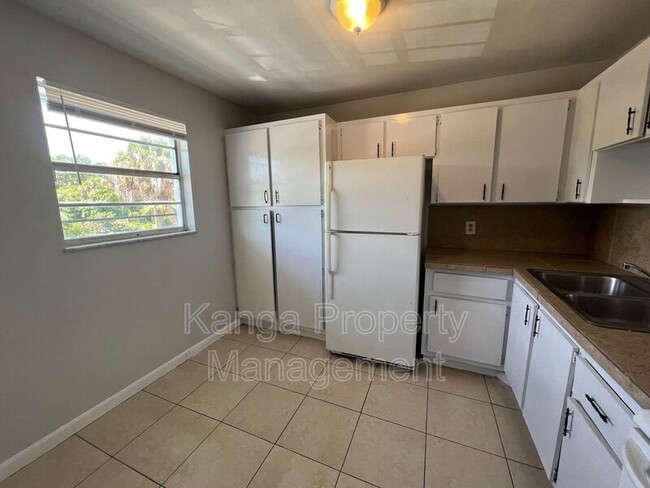 Foto del edificio - 3206 Louisiana Ave