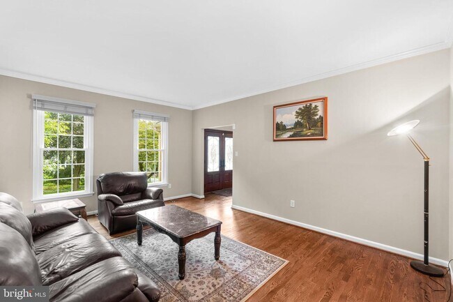 Building Photo - 10158 Bracken Dr