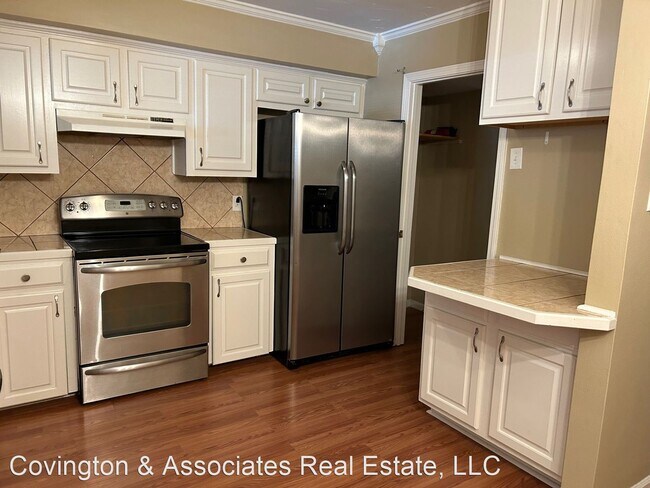 Building Photo - 2 br, 2 bath House - 5147 S. Oaks