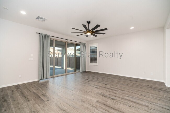 Foto del edificio - 32611 N 20th Dr