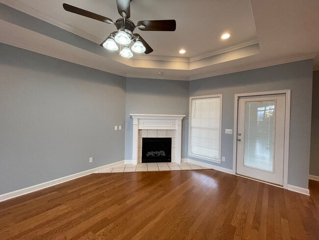 Building Photo - Quail Hollow