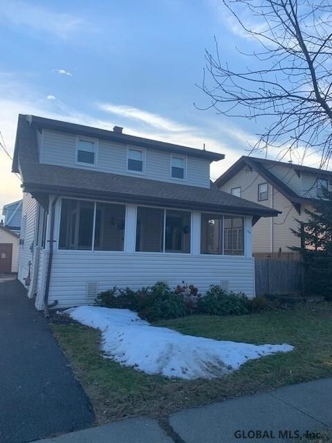 Primary Photo - 56 Menands Rd