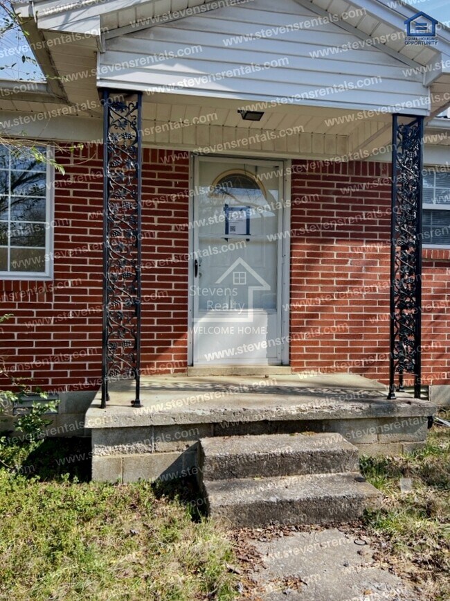 1215 Maddux Ave House Rental in Cookeville, TN