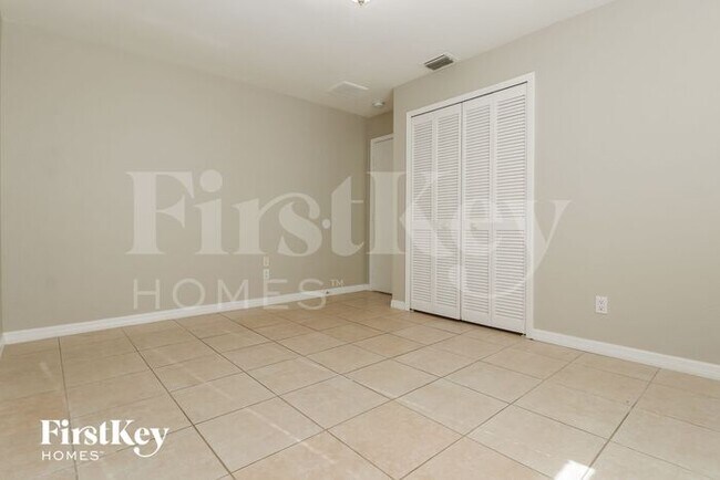 Foto del edificio - 928 SE 31st St
