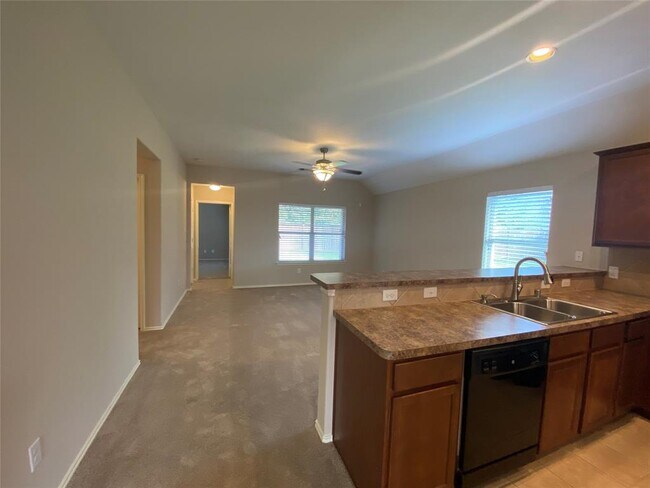 Foto del edificio - 10303 Whisper Bluff Dr