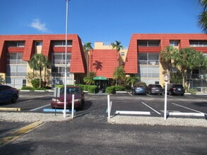 Building Photo - 22605 SW 66th Ave