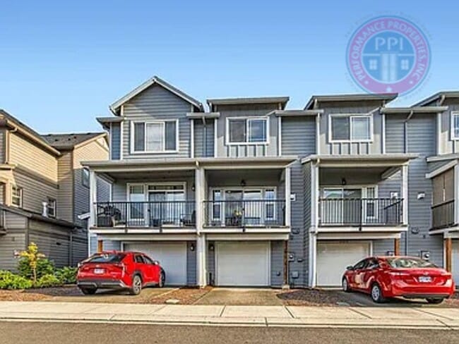 Building Photo - Sherwood - Desirabe River Terrace Neighborhood,  Luxury Townhome, Community Pool, Rec Room & Gym