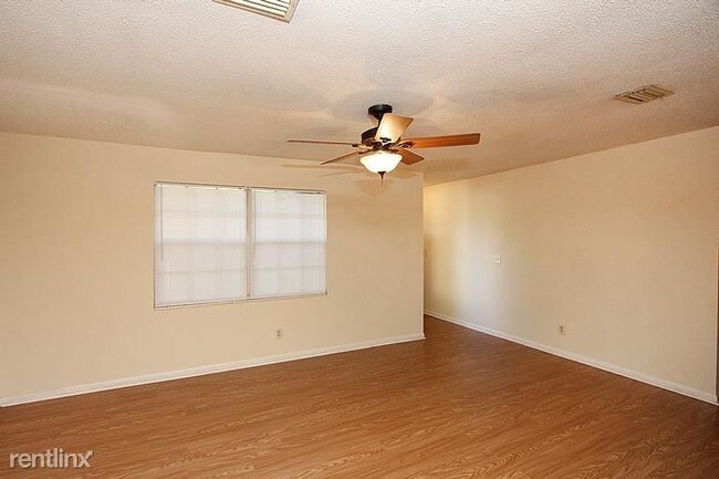 Building Photo - 3 br, 2 bath House - 520 Clermont Ave S