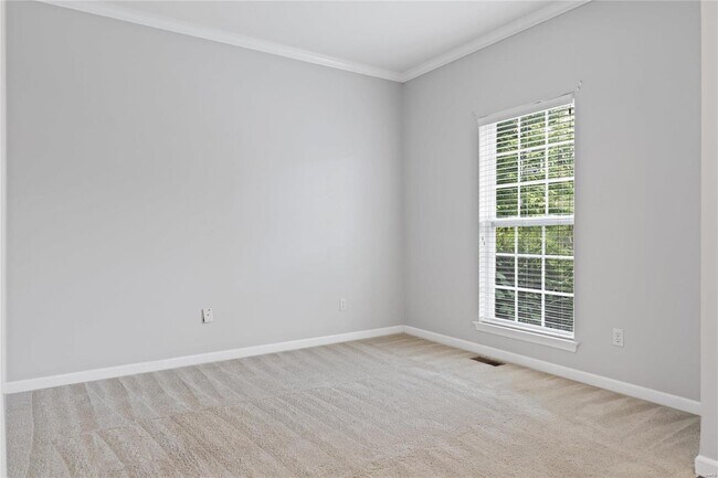 Building Photo - 1331 Legacy Pointe Ln