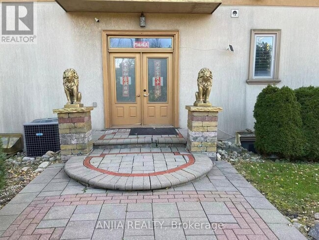 Photo du bâtiment - 83 Elm Ave