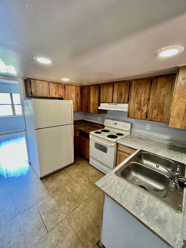 Foto del edificio - 525 N Morgan Ave