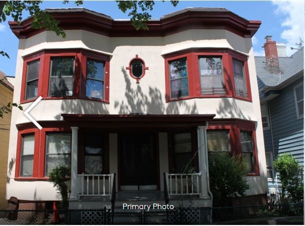 30-32 N Terrace Front - 32 N Terrace Ave