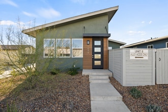 Building Photo - 1688 Thea Ave