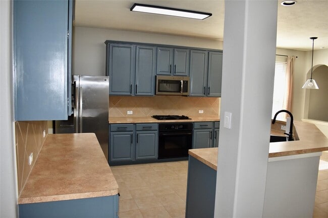 Building Photo - 21559 Kings Bend Dr