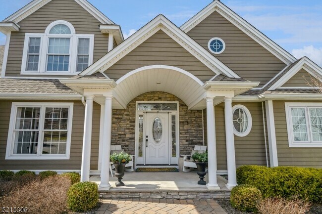 Foto del edificio - 31 Woodcott Dr