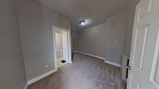 Foto del edificio - 2 Bedroom Duplex Apartment