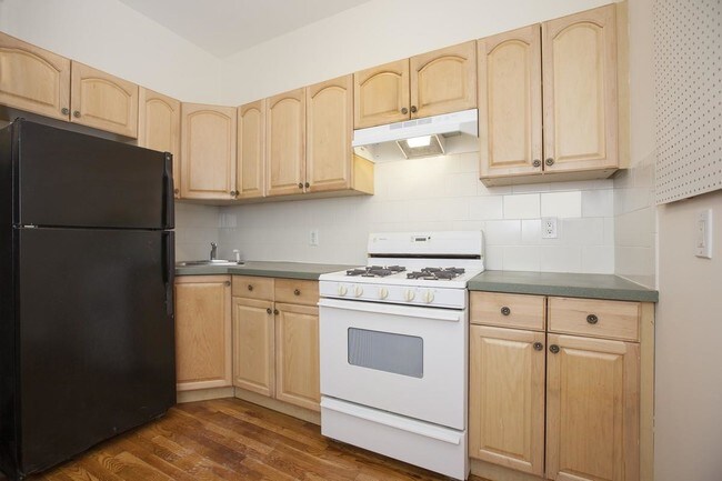 Building Photo - 217 Nassau Ave