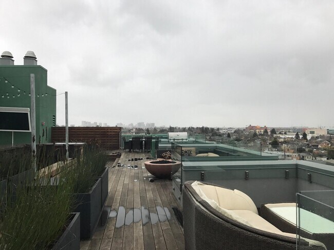 Foto del edificio - 6465 San Pablo Ave