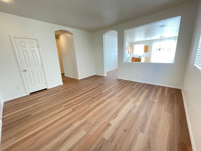 Building Photo - 9223 Marlia St