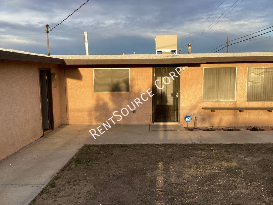 1379 Riverside Dr Houses in Barstow, CA Westside Rentals