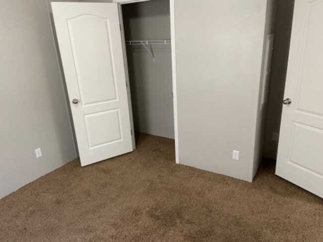 Foto del edificio - 9859 Shepherd Rd