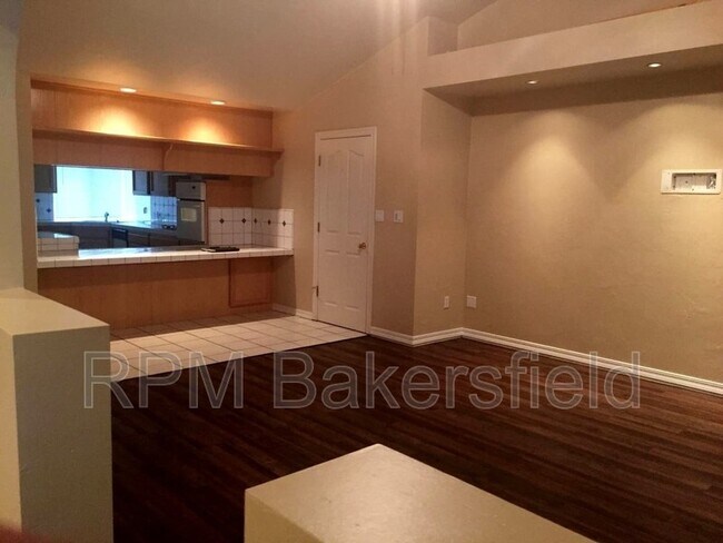 Foto del edificio - 501 Starmount Ln