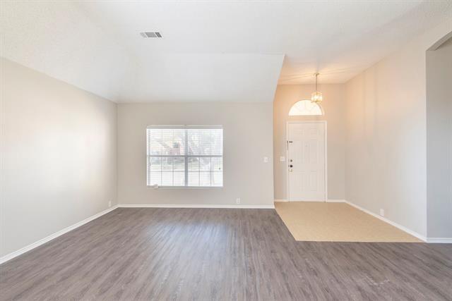 Foto del edificio - 9701 Preston Vineyard Dr