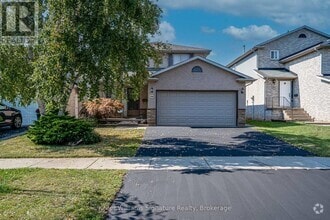 Building Photo - 586 Deerhurst Dr
