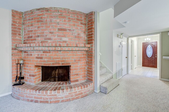 Photo - Charming 3-Bedroom Townhome in Prime Memor...