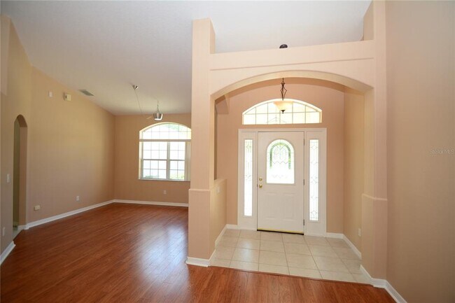 Foto del edificio - 11 Ellsworth Dr