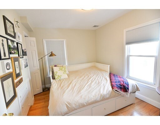 Foto del edificio - 27 Quincy St